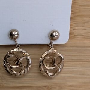 Vintage Gold Dangle Earrings Screw Back Earrings.Knot Earrings